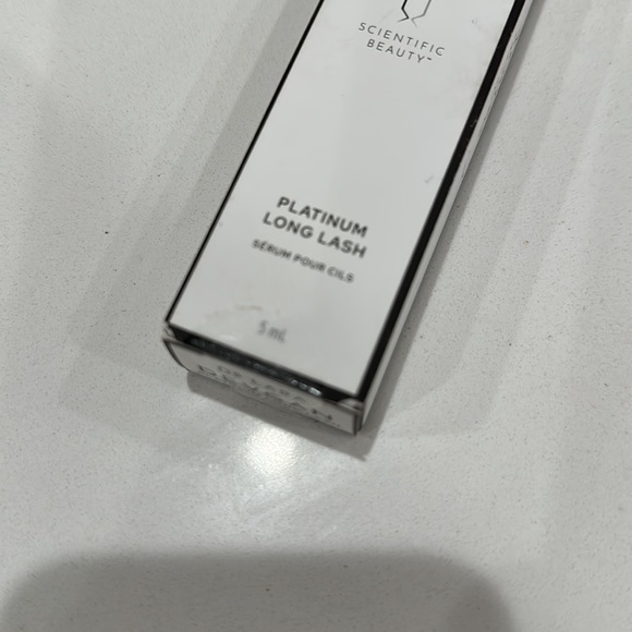 Dr. Lara Devgan Platinum Long Lash Serum NWT - Picture 6 of 6